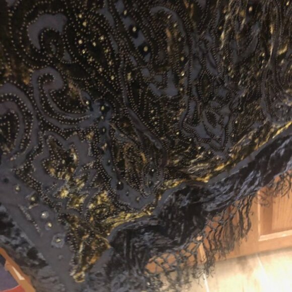 Vintage Black and Brown Velvet Shawl/ Wrap w/ beading and fringe - Picture 1 of 4